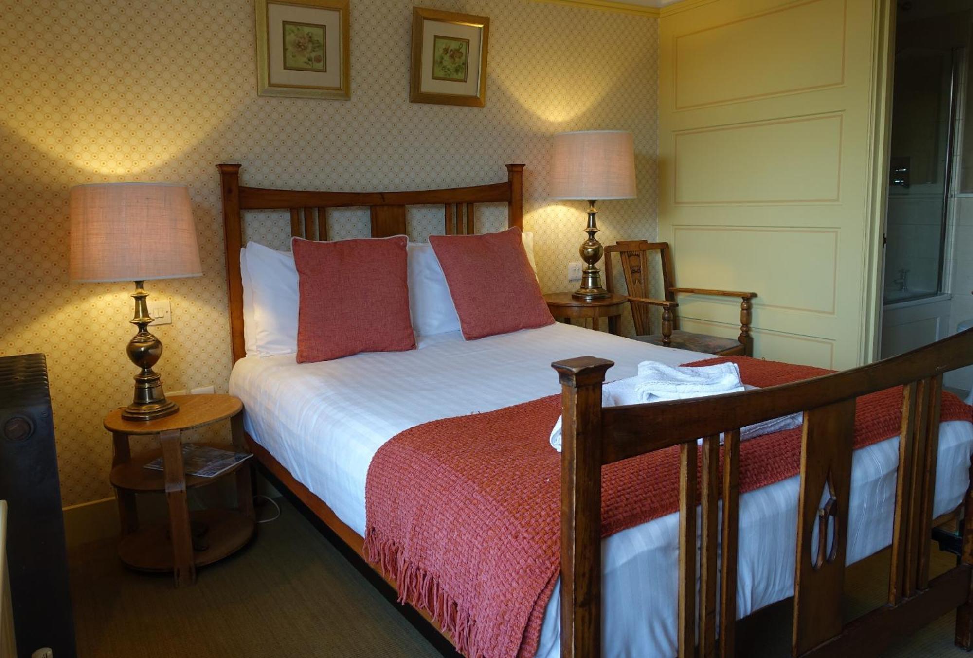 One Holyrood Hotel & Cafe Newport  Zimmer foto