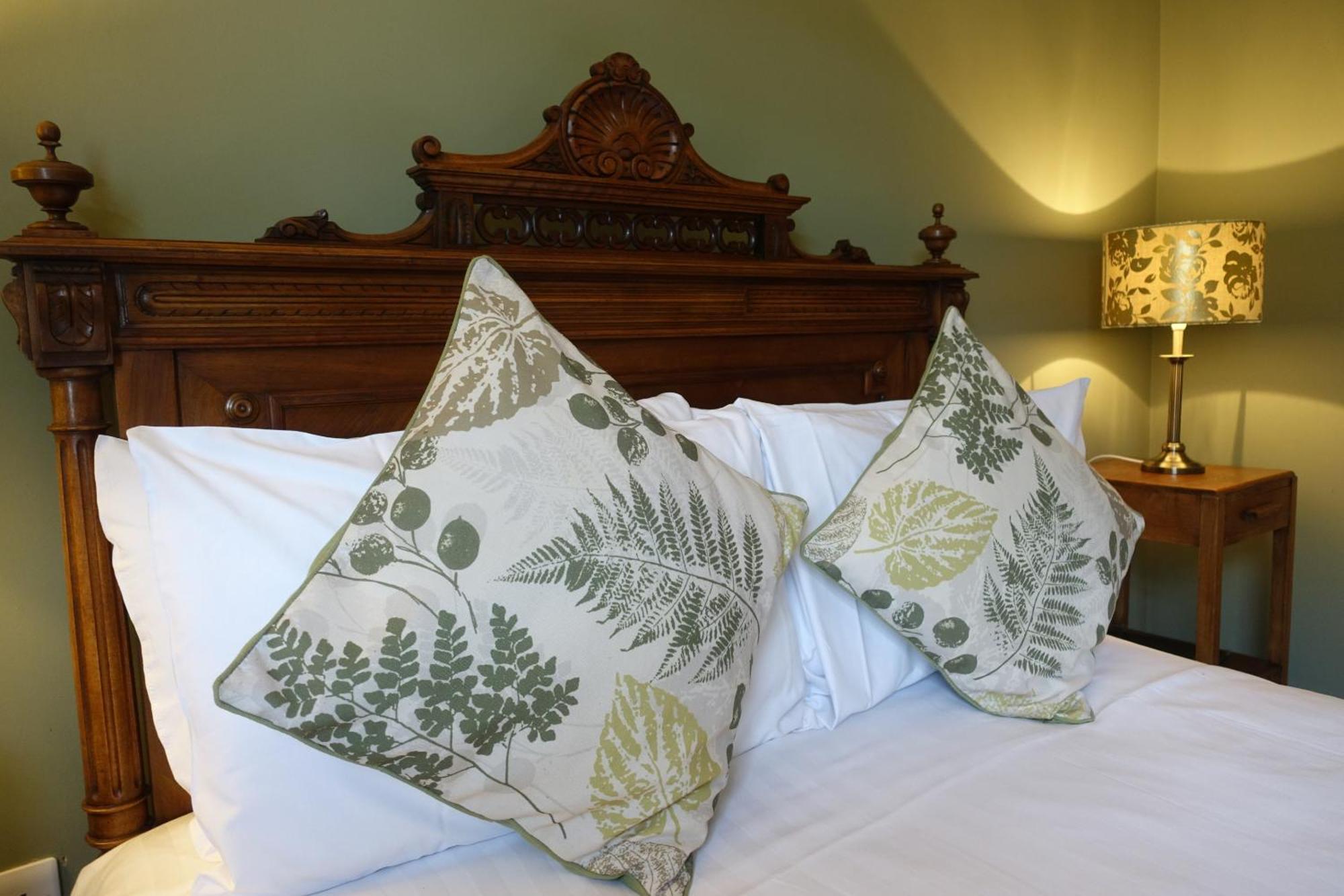 One Holyrood Hotel & Cafe Newport  Zimmer foto